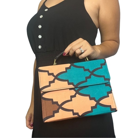 NEW Ankara African Print Multicolored Convertible Crossbody Purse /Handbag - Picture 8 of 8